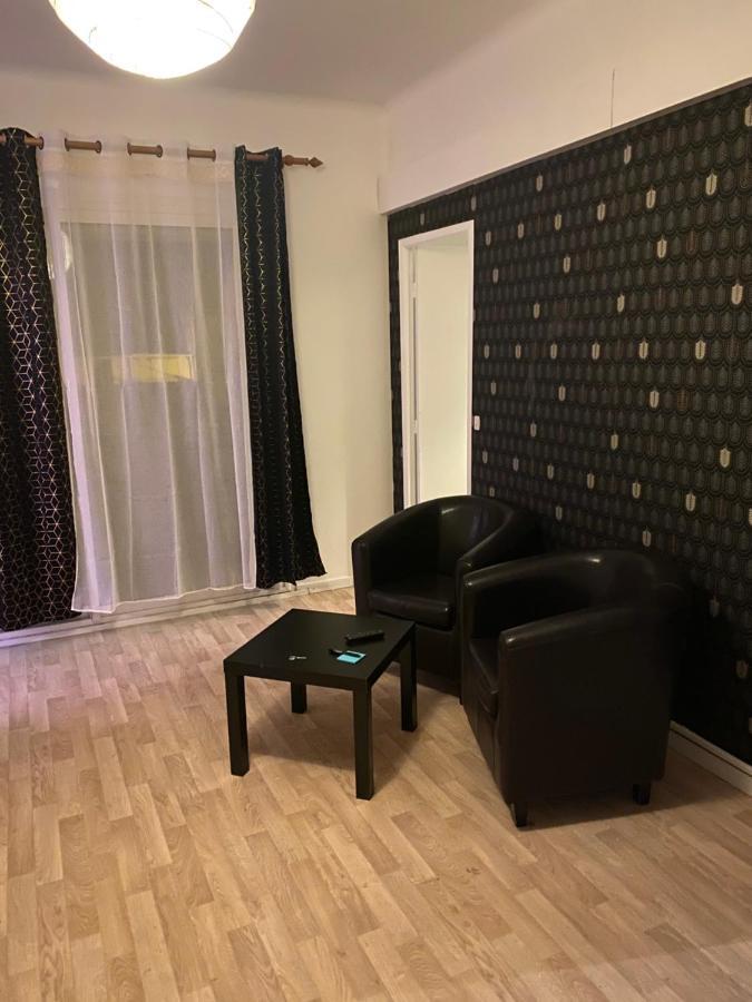 Hotel De Thau Meze Ngoại thất bức ảnh