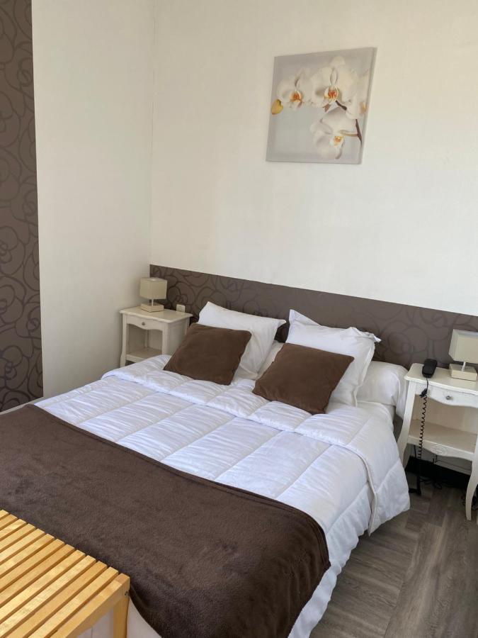 Hotel De Thau Meze Ngoại thất bức ảnh